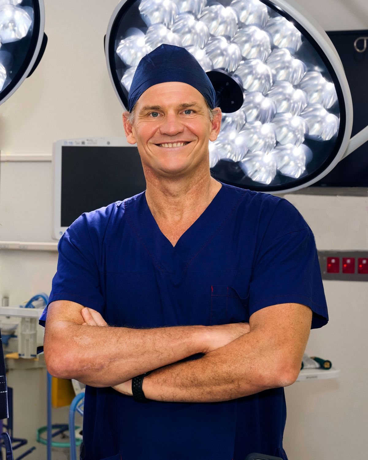 Dr. von Papen in the operating theatre