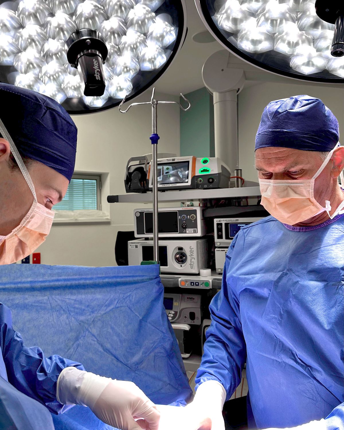 Dr. von Papen and colleague in surgery